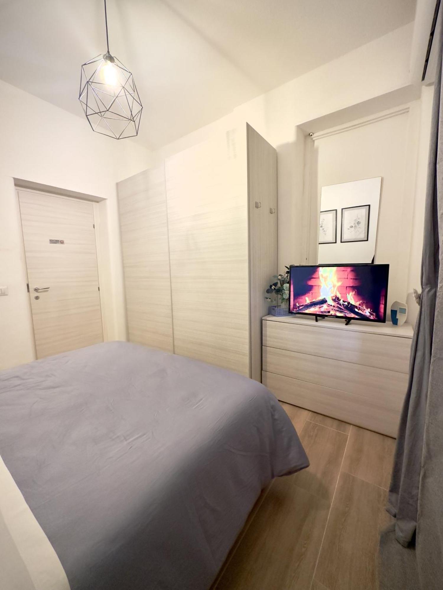 Apartmán Dama House Airport&Hospital Katánie Exteriér fotografie